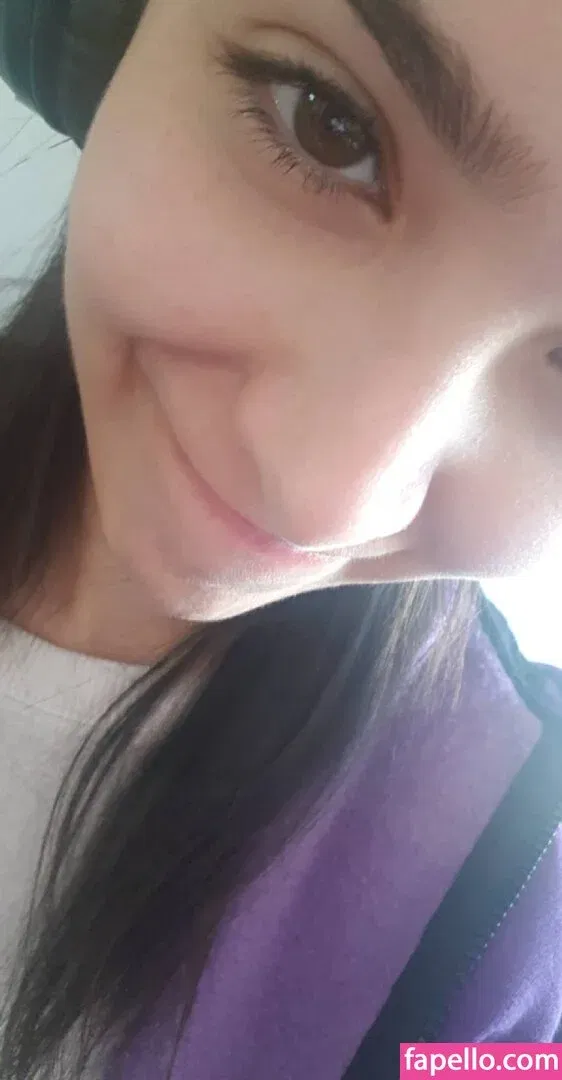 ASMR Glow Onlyfans Photo Gallery 