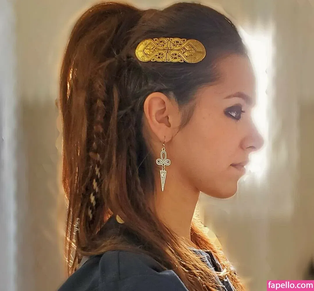 ASMR Glow Onlyfans Photo Gallery 