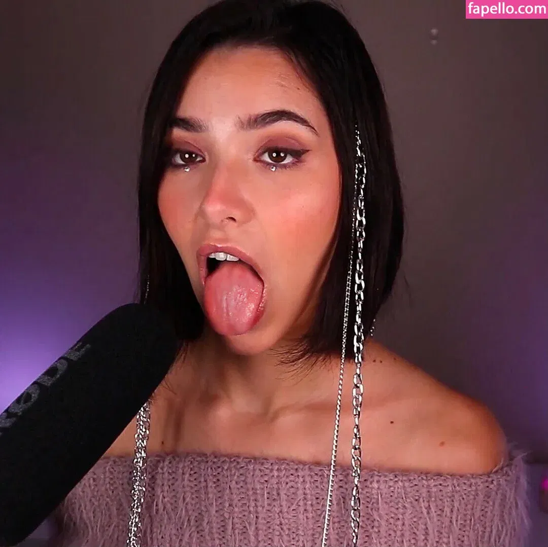 ASMR Glow Onlyfans Photo Gallery 