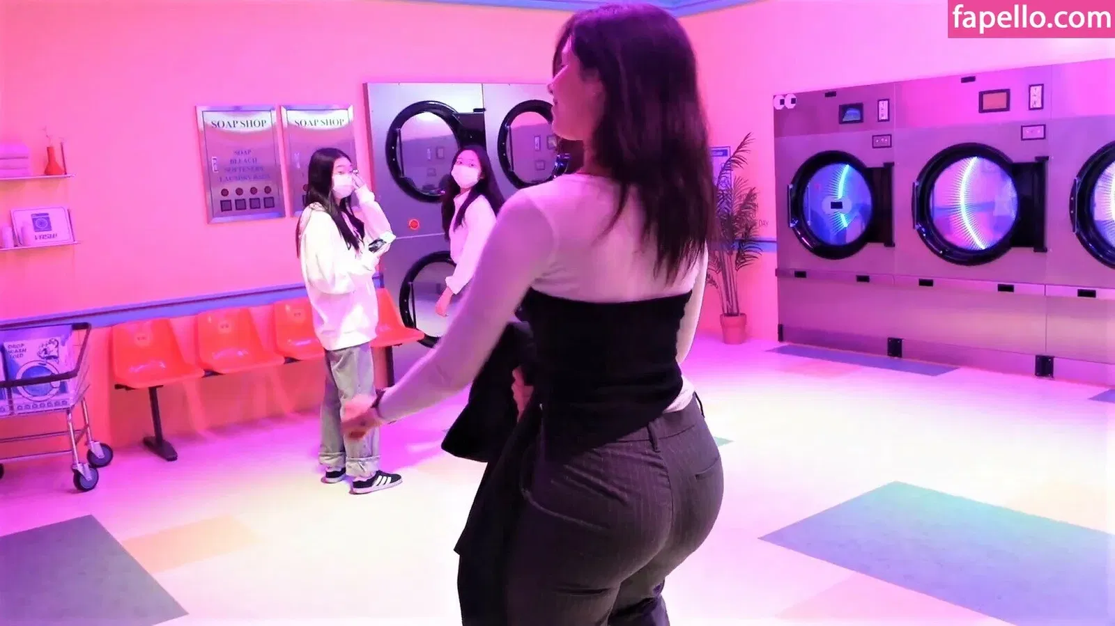 ASMR Glow Onlyfans Photo Gallery 