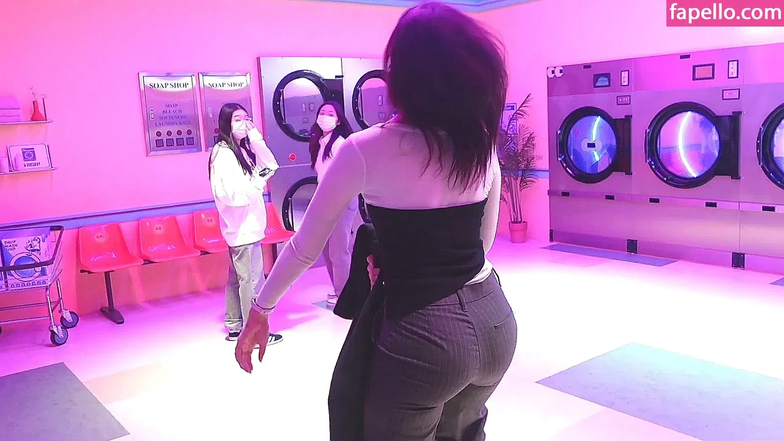 ASMR Glow Onlyfans Photo Gallery 