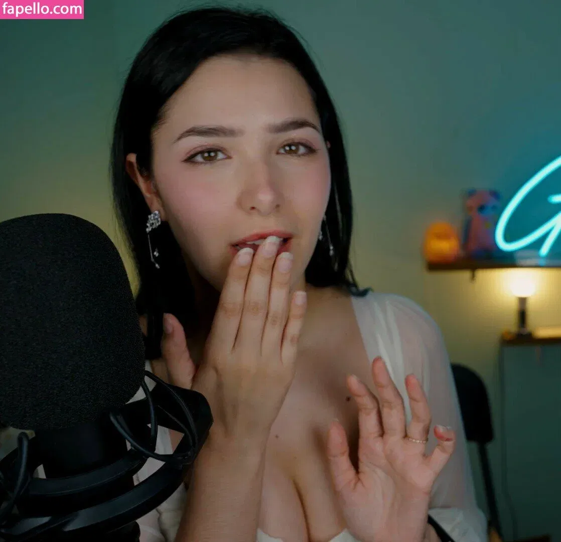 ASMR Glow Onlyfans Photo Gallery 