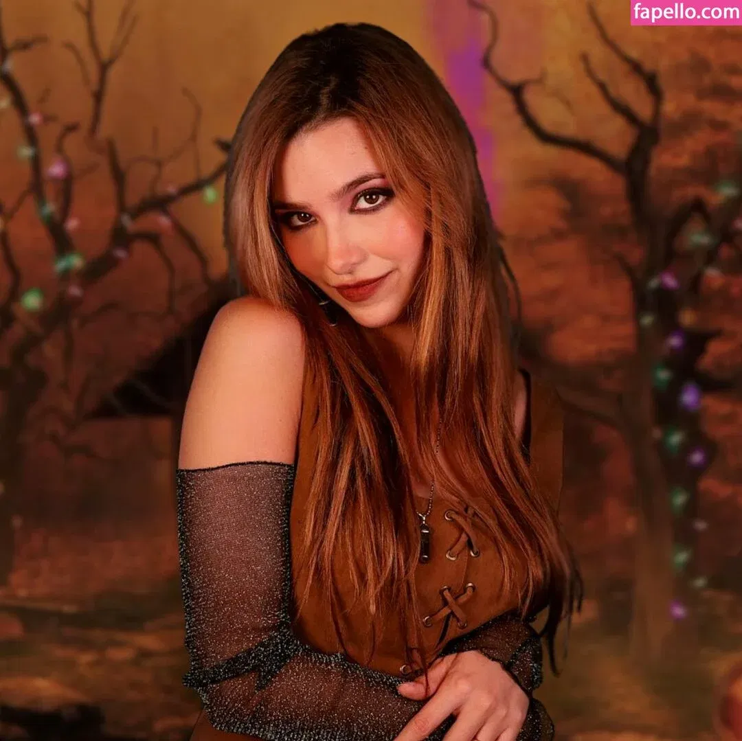 ASMR Glow Onlyfans Photo Gallery 