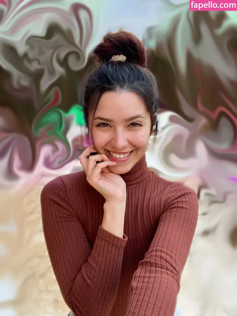 ASMR Glow Onlyfans Photo Gallery 