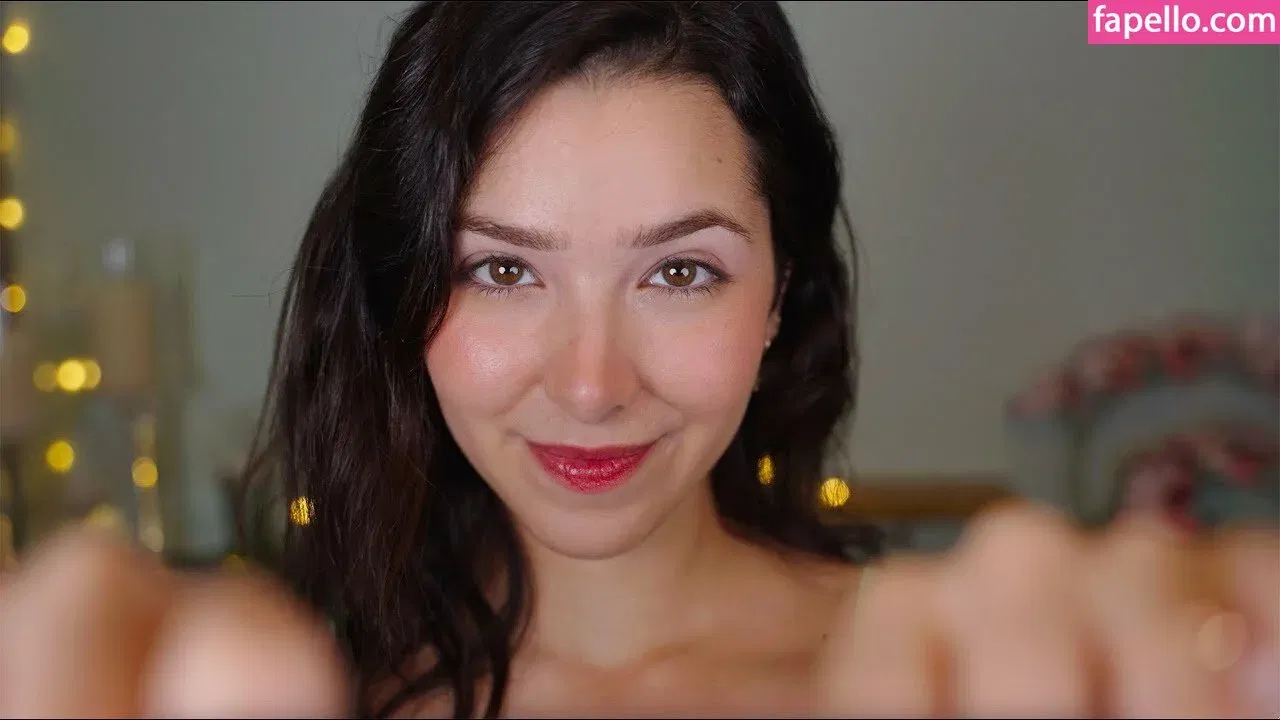 ASMR Glow Onlyfans Photo Gallery 