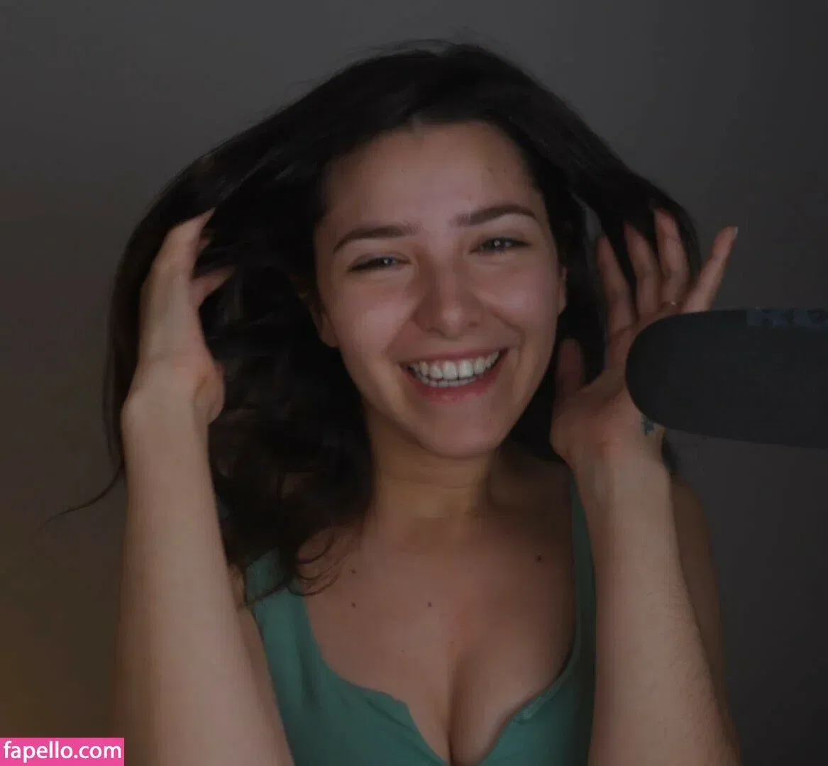 ASMR Glow Onlyfans Photo Gallery 