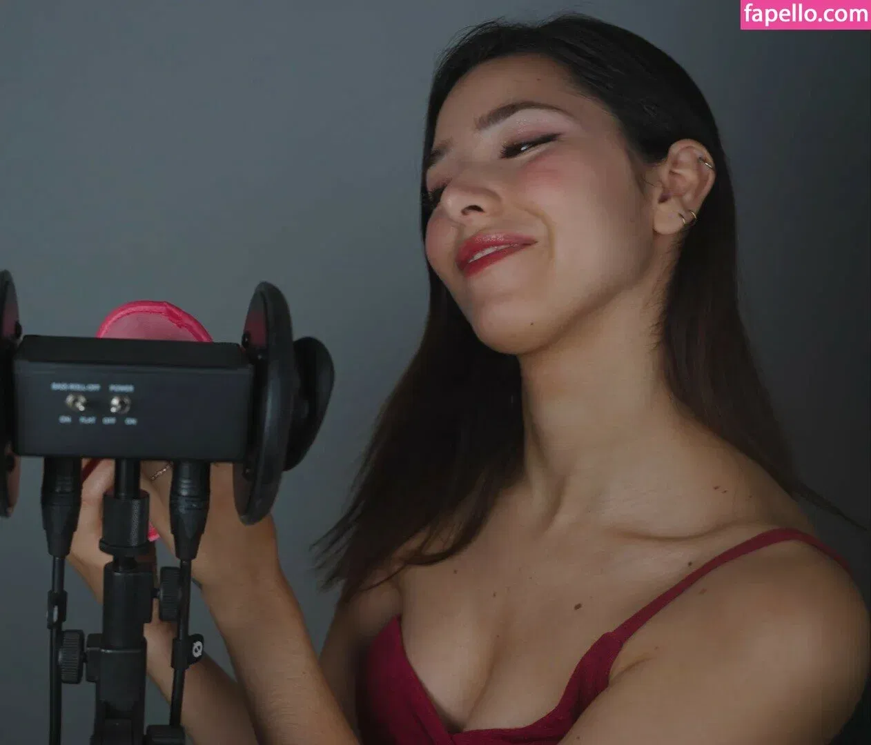 ASMR Glow Onlyfans Photo Gallery 