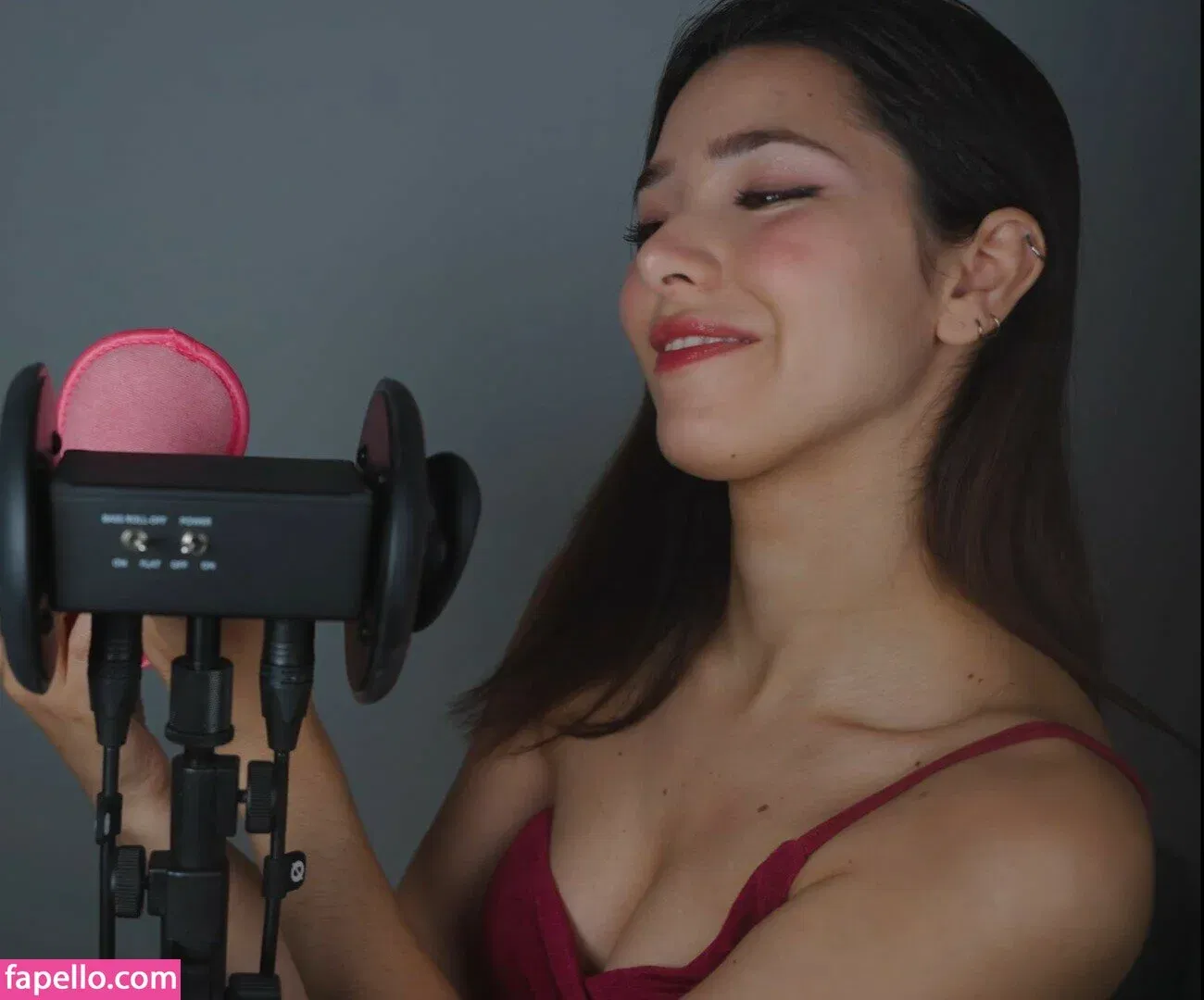 ASMR Glow Onlyfans Photo Gallery 