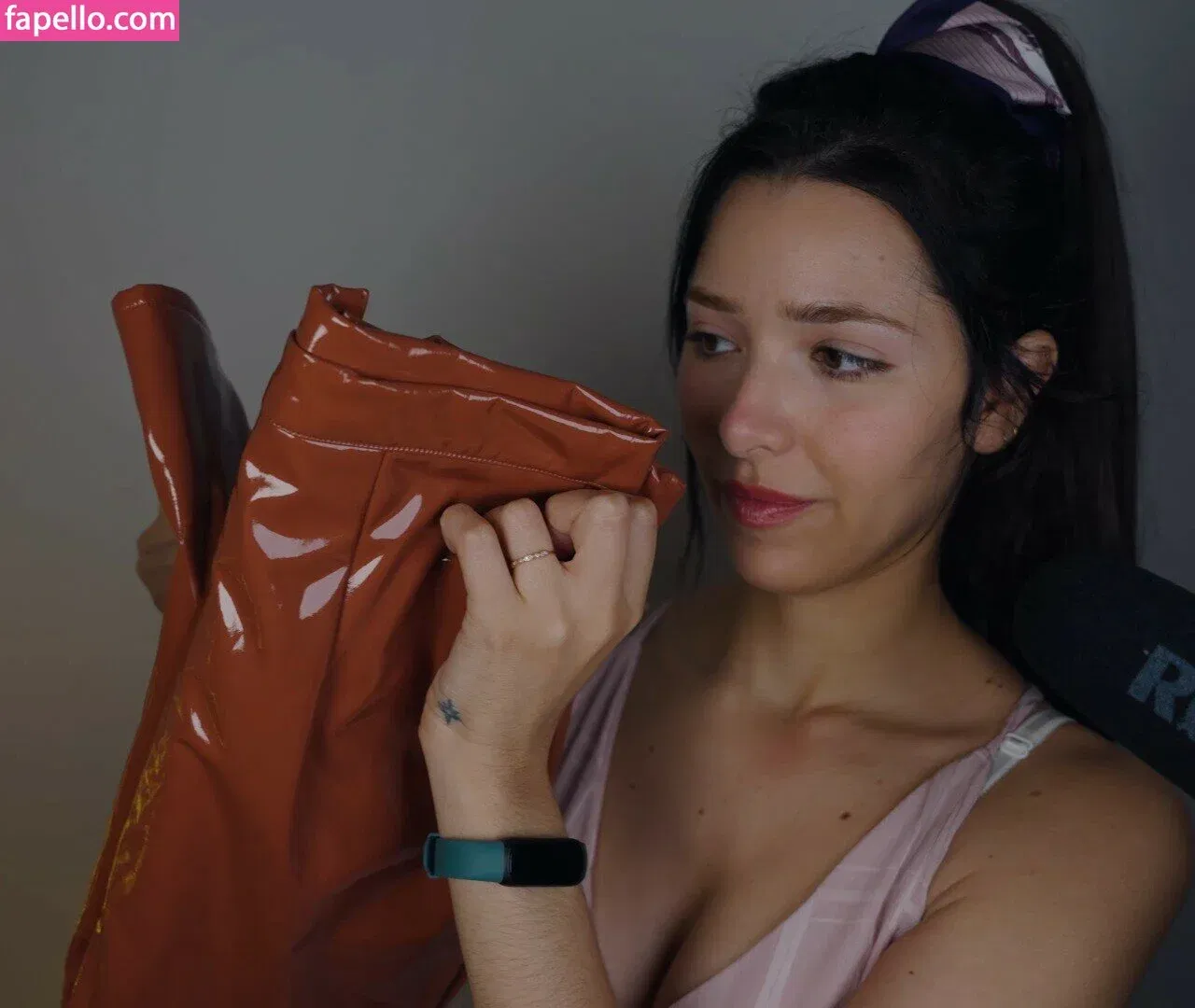 ASMR Glow Onlyfans Photo Gallery 