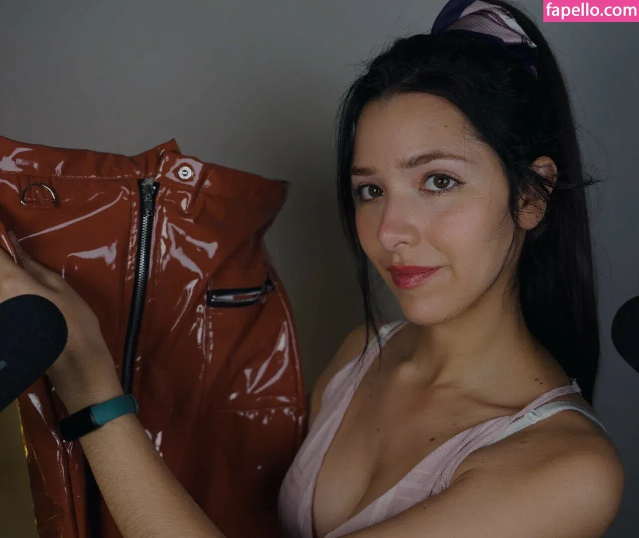 ASMR Glow Onlyfans Photo Gallery 