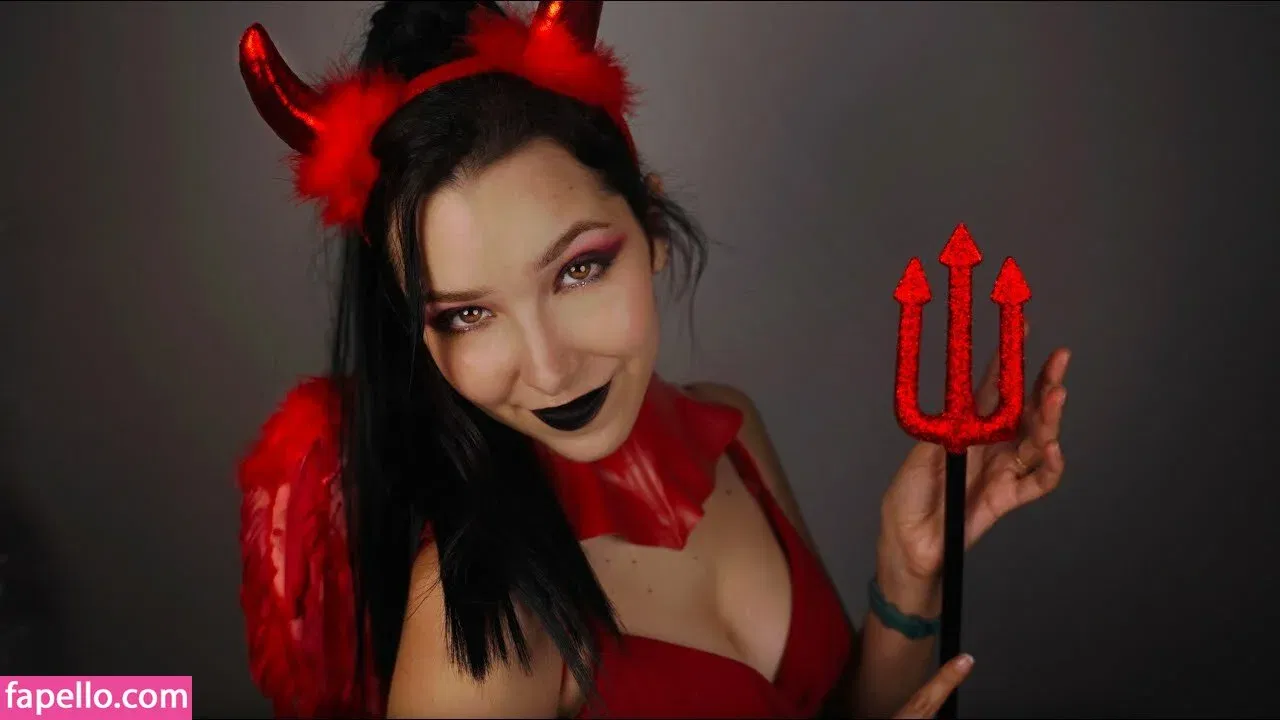 ASMR Glow Onlyfans Photo Gallery 