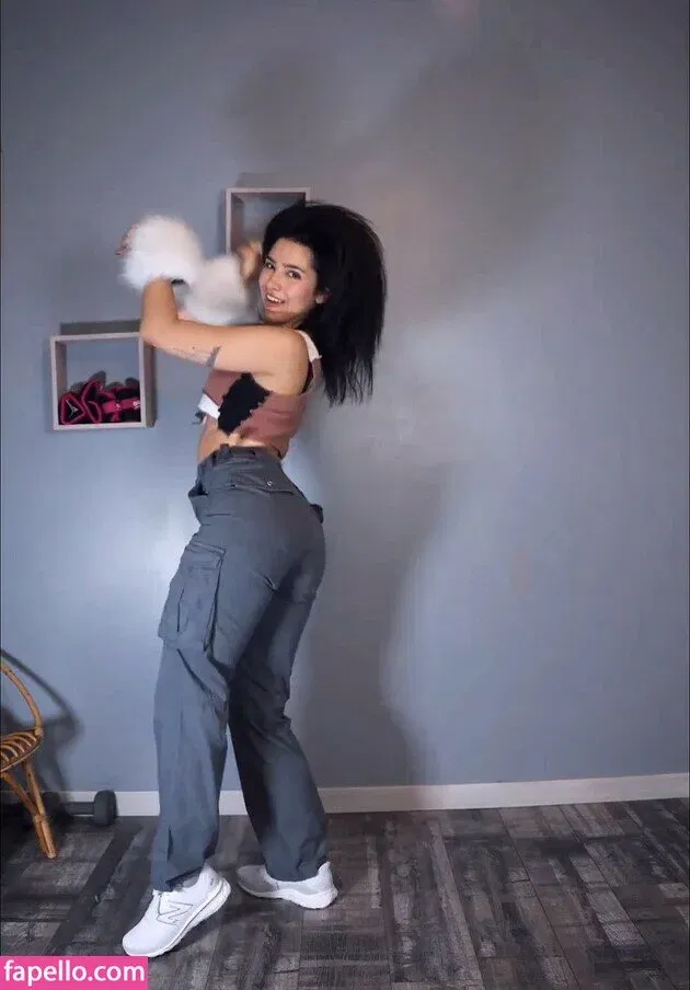 ASMR Glow Onlyfans Photo Gallery 