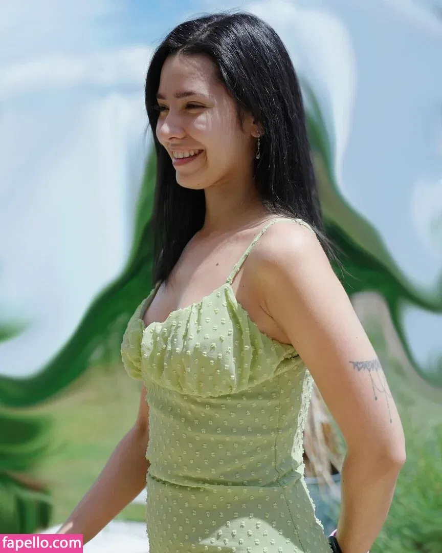 ASMR Glow Onlyfans Photo Gallery 