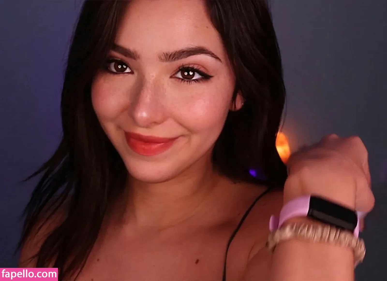ASMR Glow Onlyfans Photo Gallery 