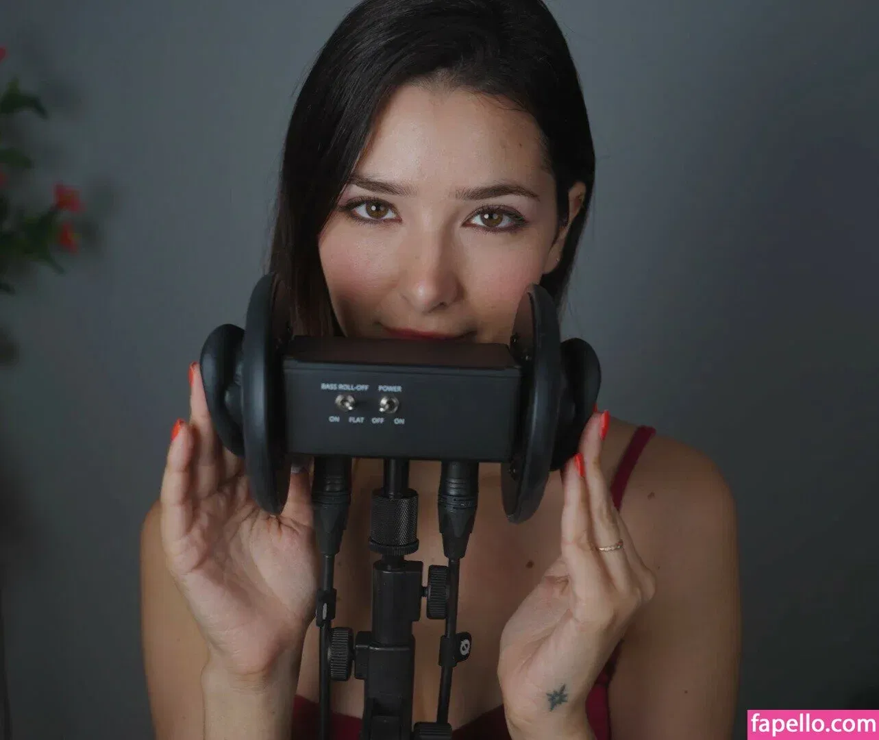 ASMR Glow Onlyfans Photo Gallery 