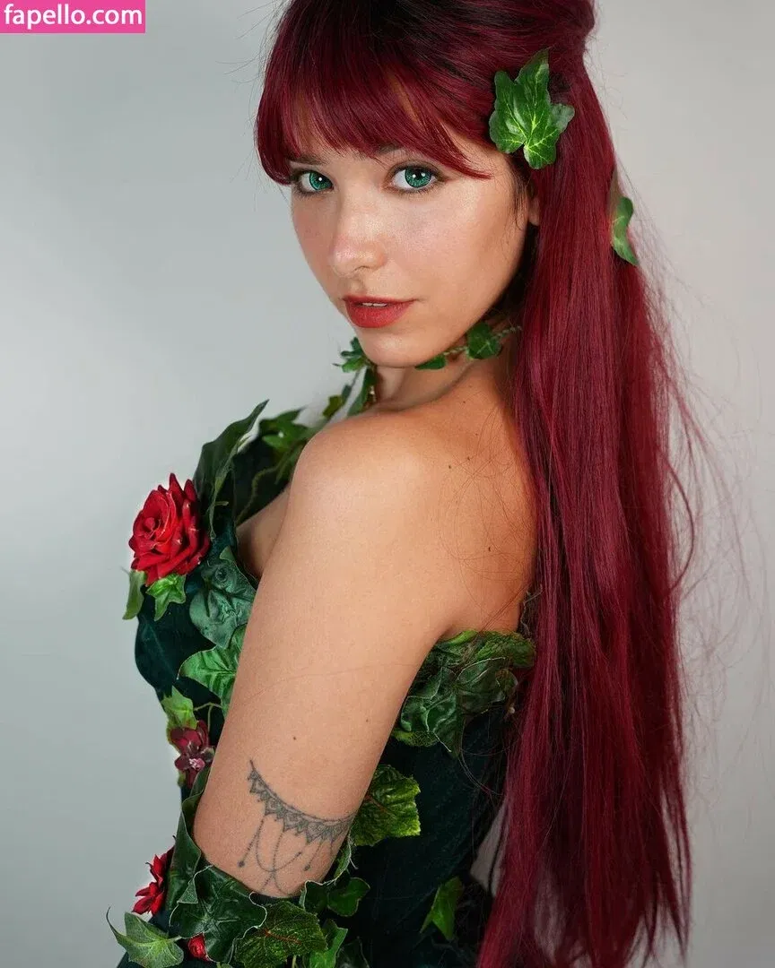 ASMR Glow Onlyfans Photo Gallery 