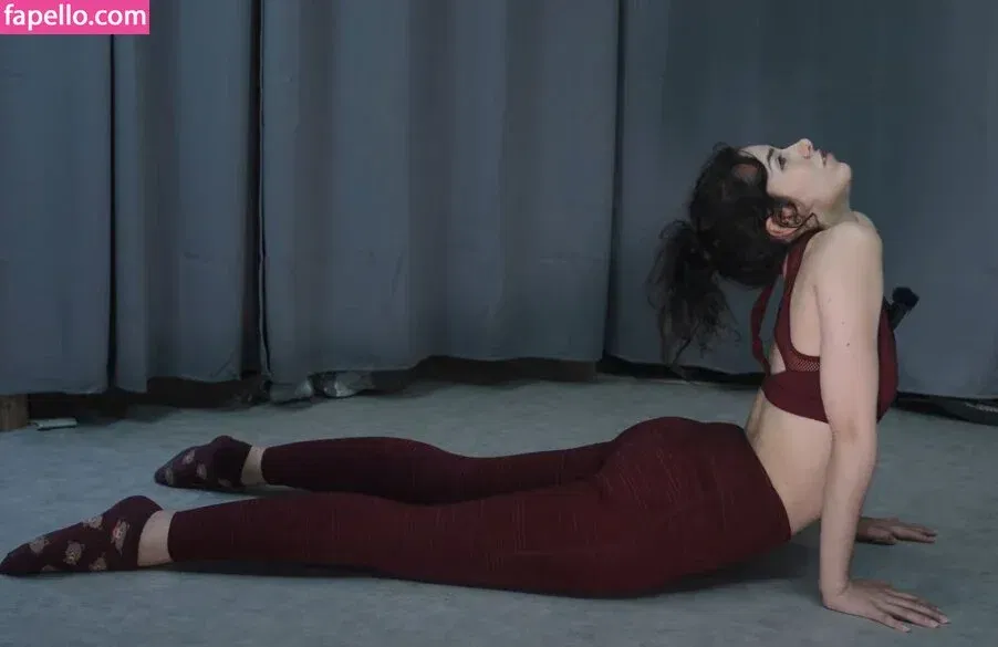 ASMR Glow Onlyfans Photo Gallery 