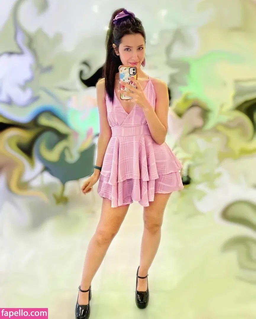 ASMR Glow Onlyfans Photo Gallery 