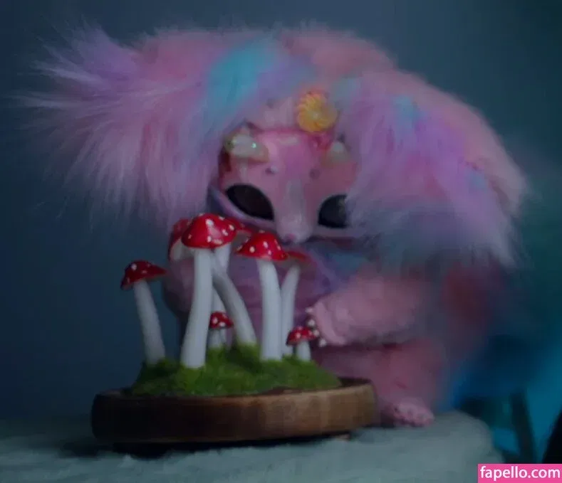 ASMR Glow Onlyfans Photo Gallery 