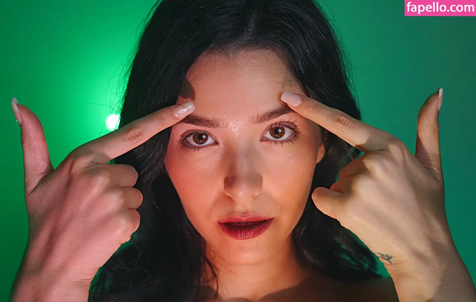 ASMR Glow Onlyfans Photo Gallery 