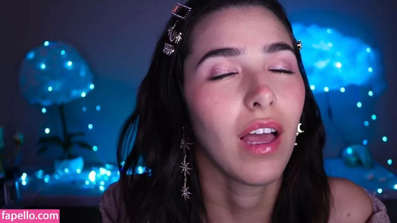 ASMR Glow Onlyfans Photo Gallery 