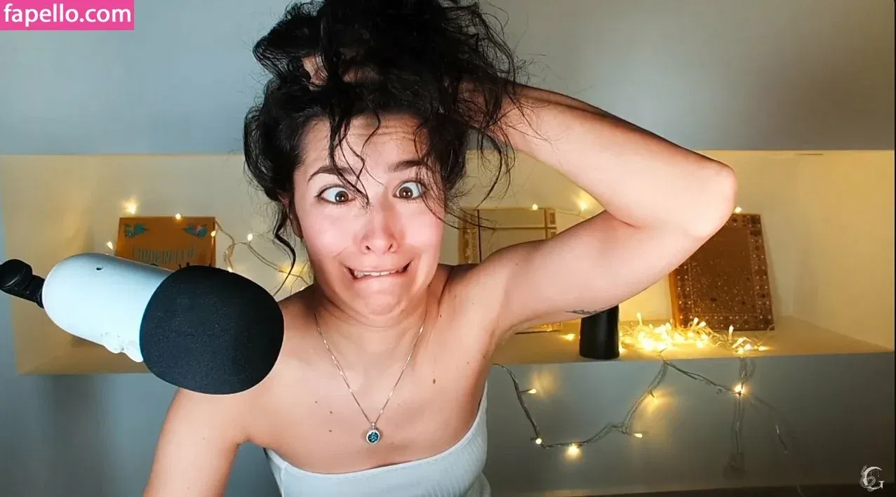 ASMR Glow Onlyfans Photo Gallery 