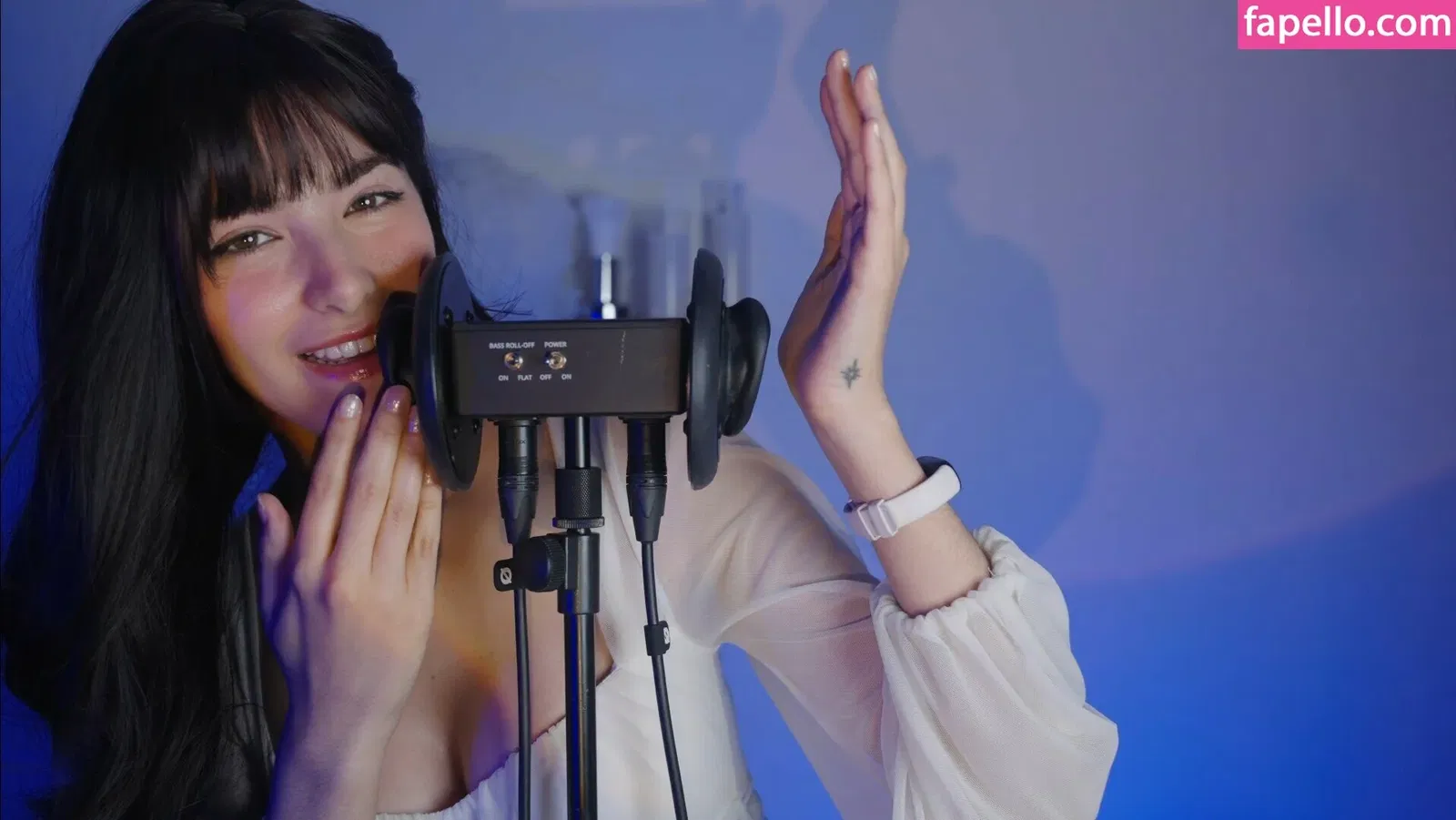 ASMR Glow Onlyfans Photo Gallery 