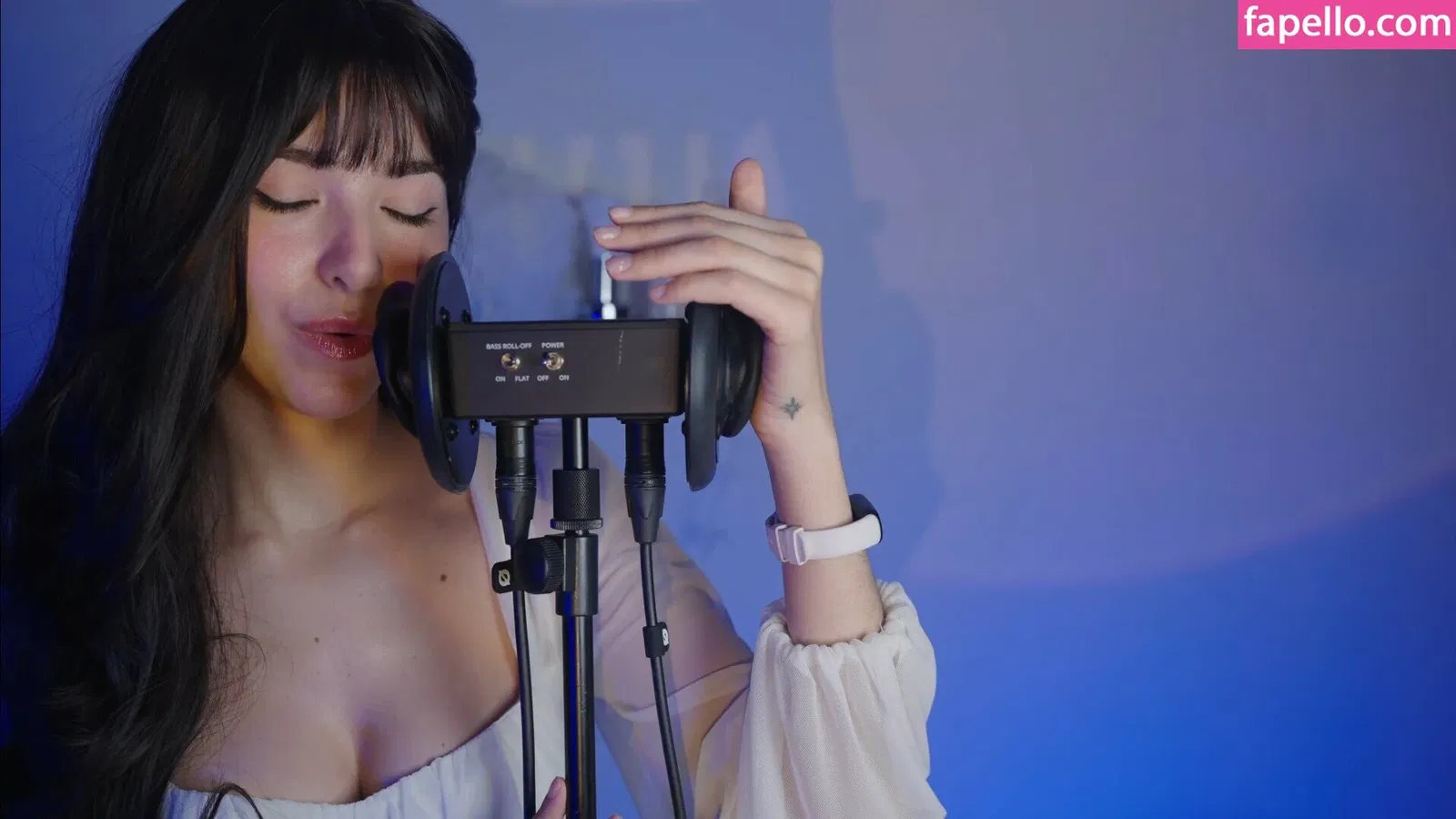 ASMR Glow Onlyfans Photo Gallery 