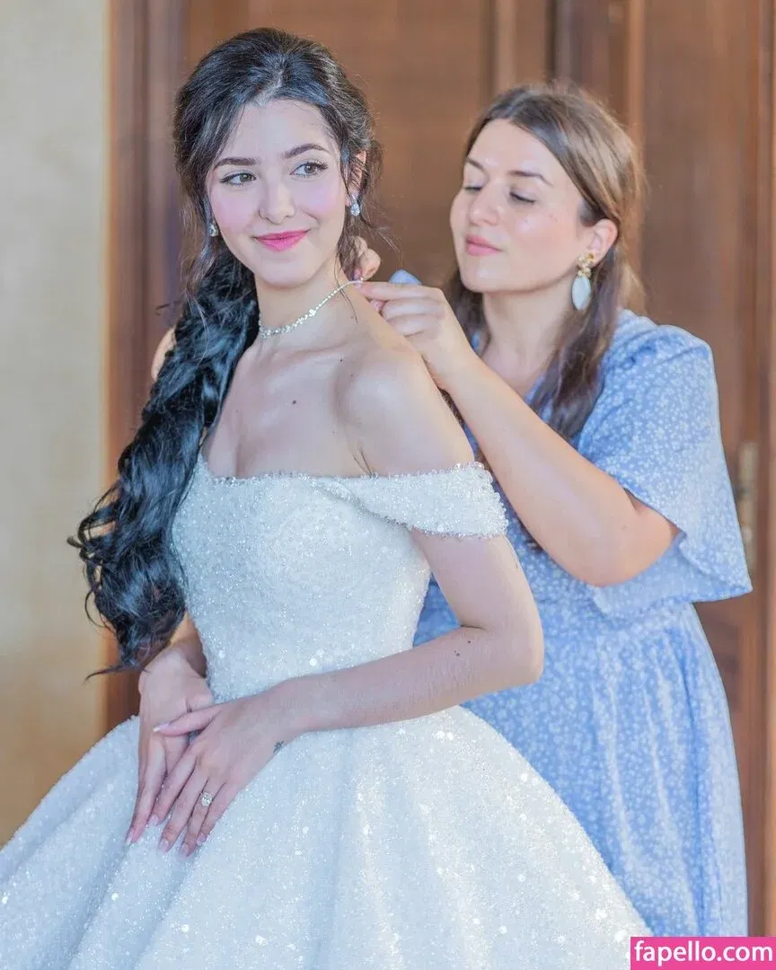 ASMR Glow Onlyfans Photo Gallery 