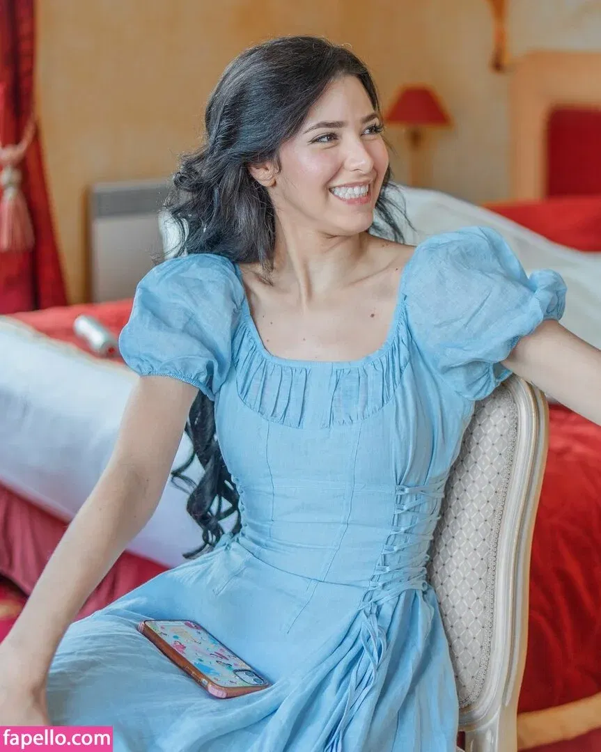 ASMR Glow Onlyfans Photo Gallery 