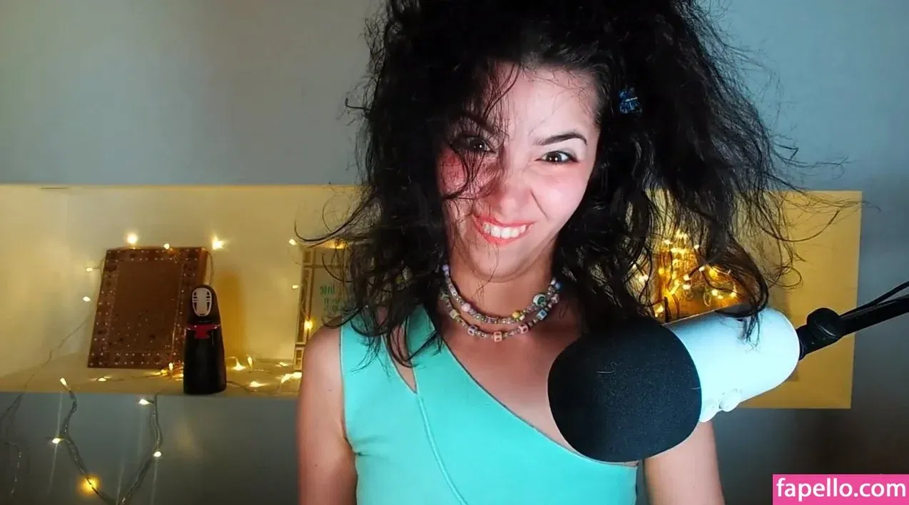 ASMR Glow Onlyfans Photo Gallery 