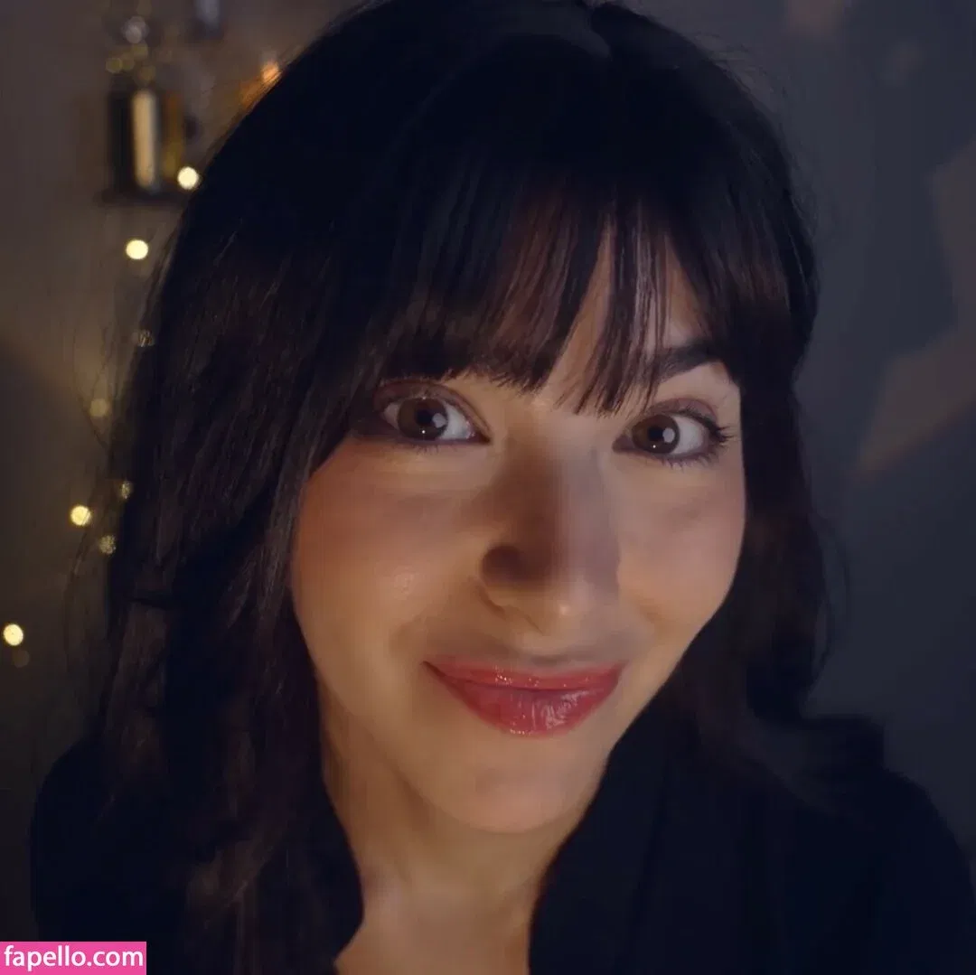 ASMR Glow Onlyfans Photo Gallery 