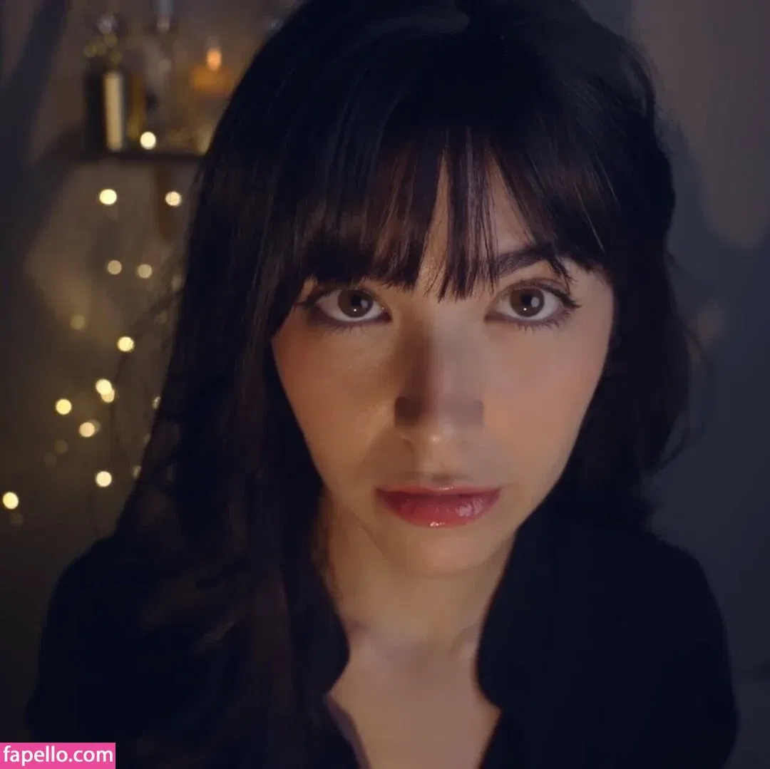 ASMR Glow Onlyfans Photo Gallery 