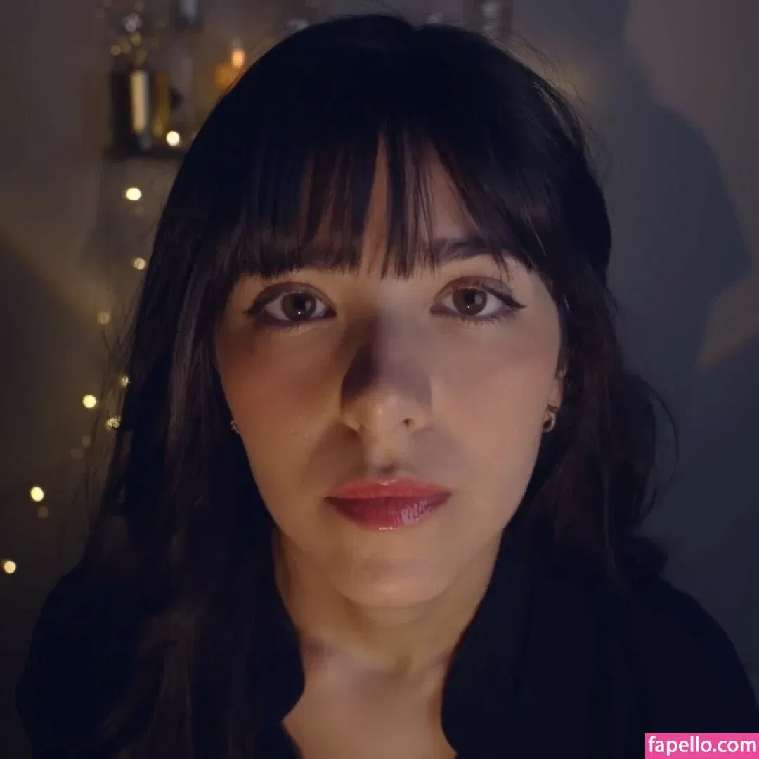 ASMR Glow Onlyfans Photo Gallery 