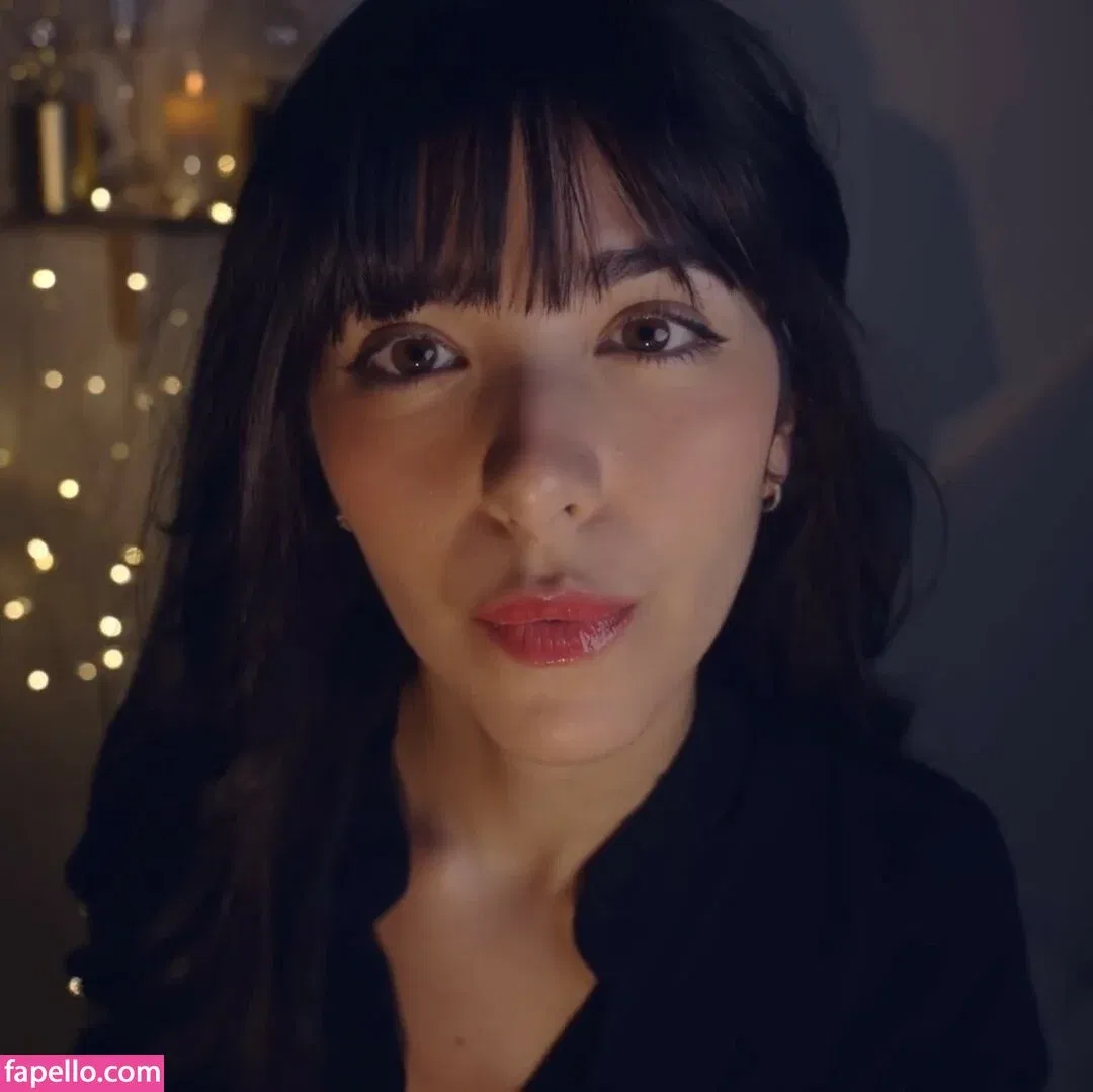 ASMR Glow Onlyfans Photo Gallery 