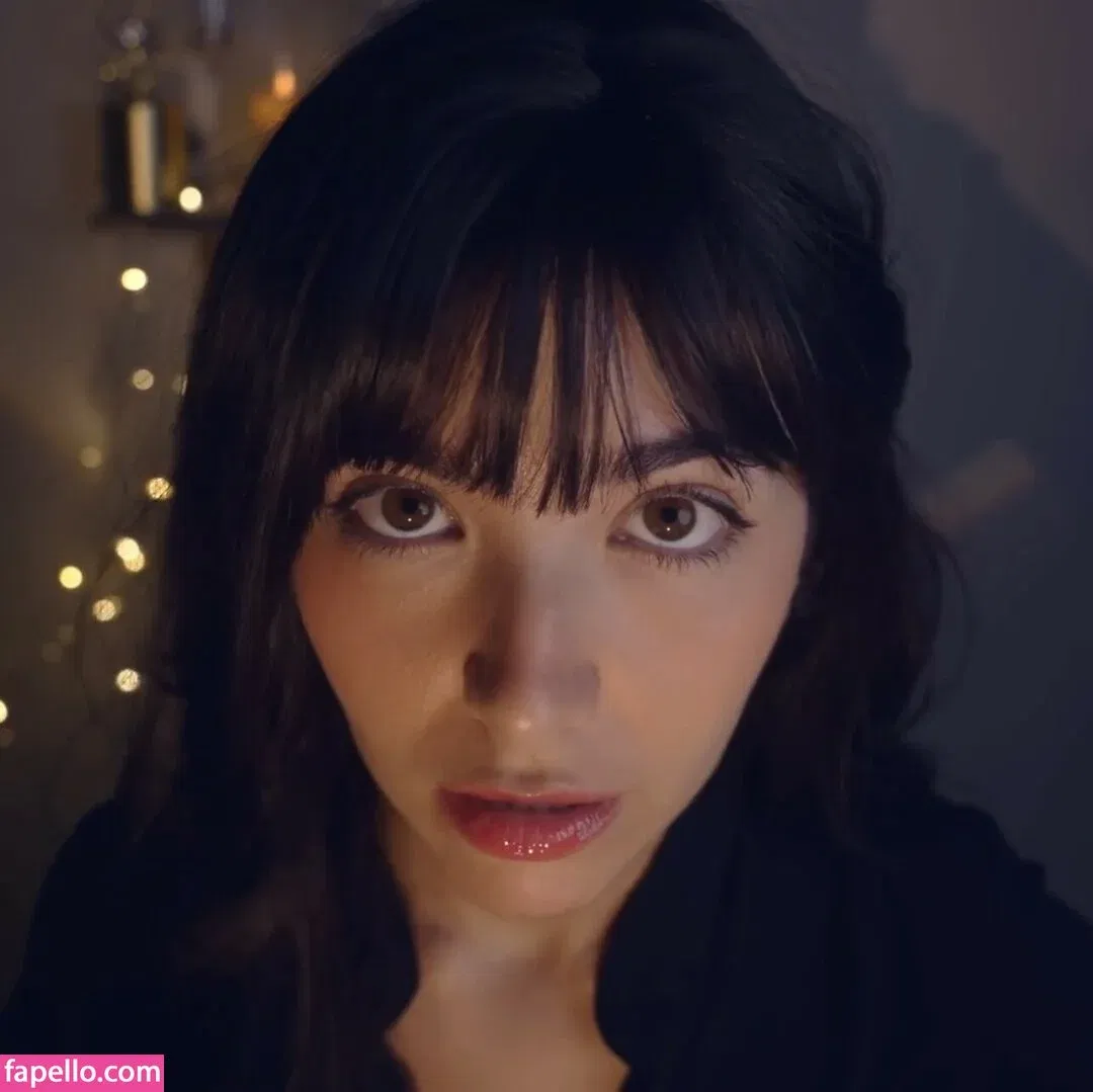 ASMR Glow Onlyfans Photo Gallery 