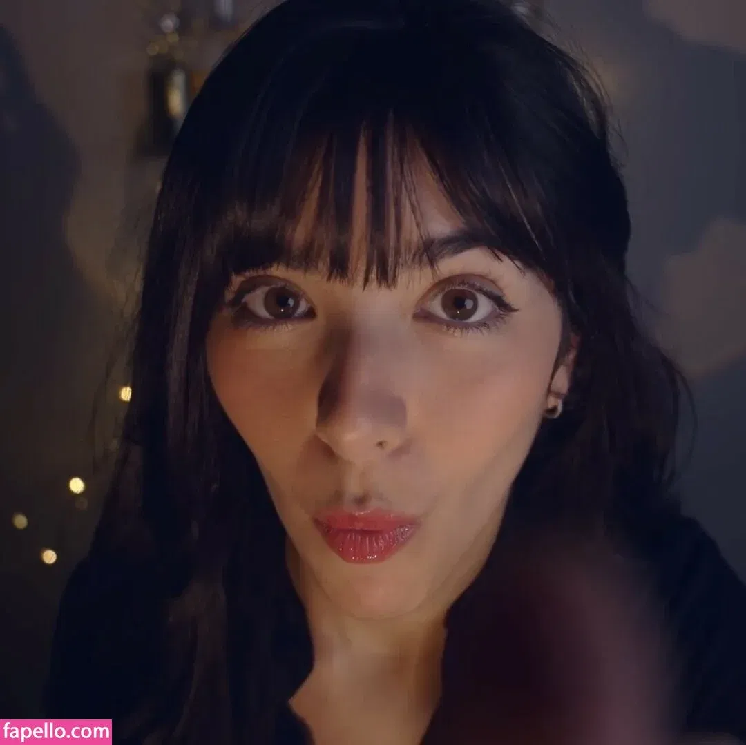 ASMR Glow Onlyfans Photo Gallery 