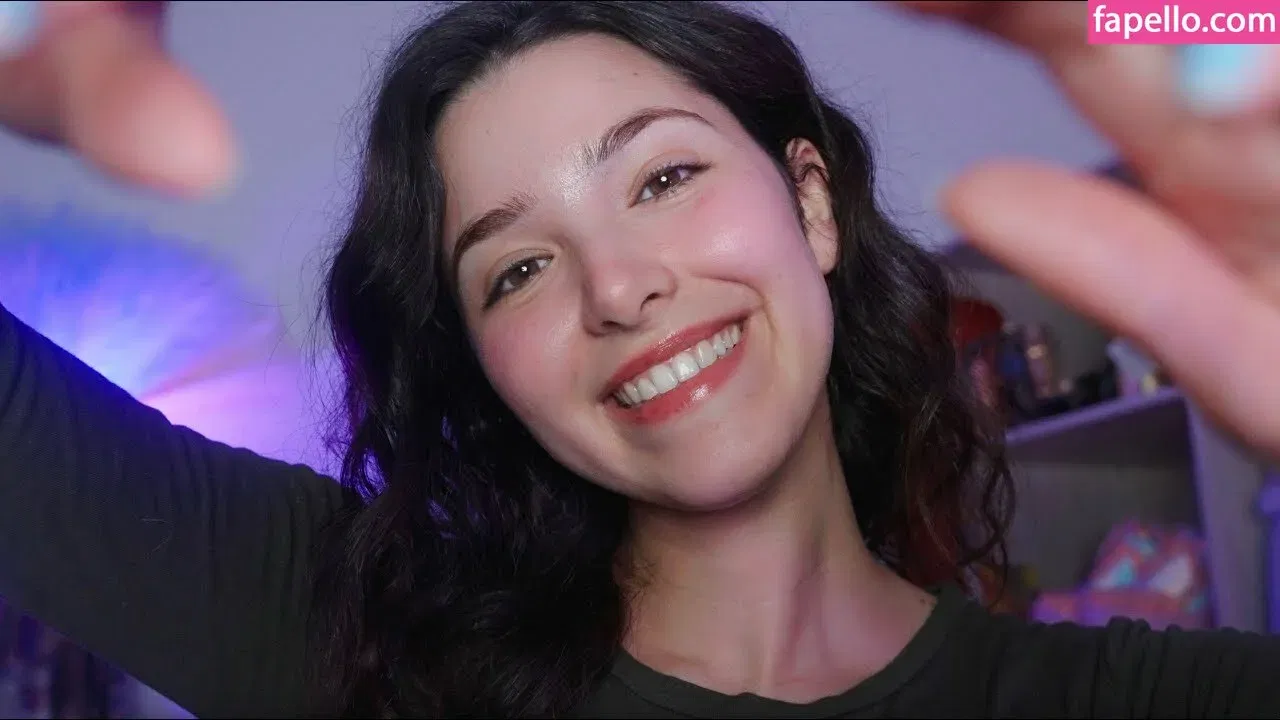 ASMR Glow Onlyfans Photo Gallery 