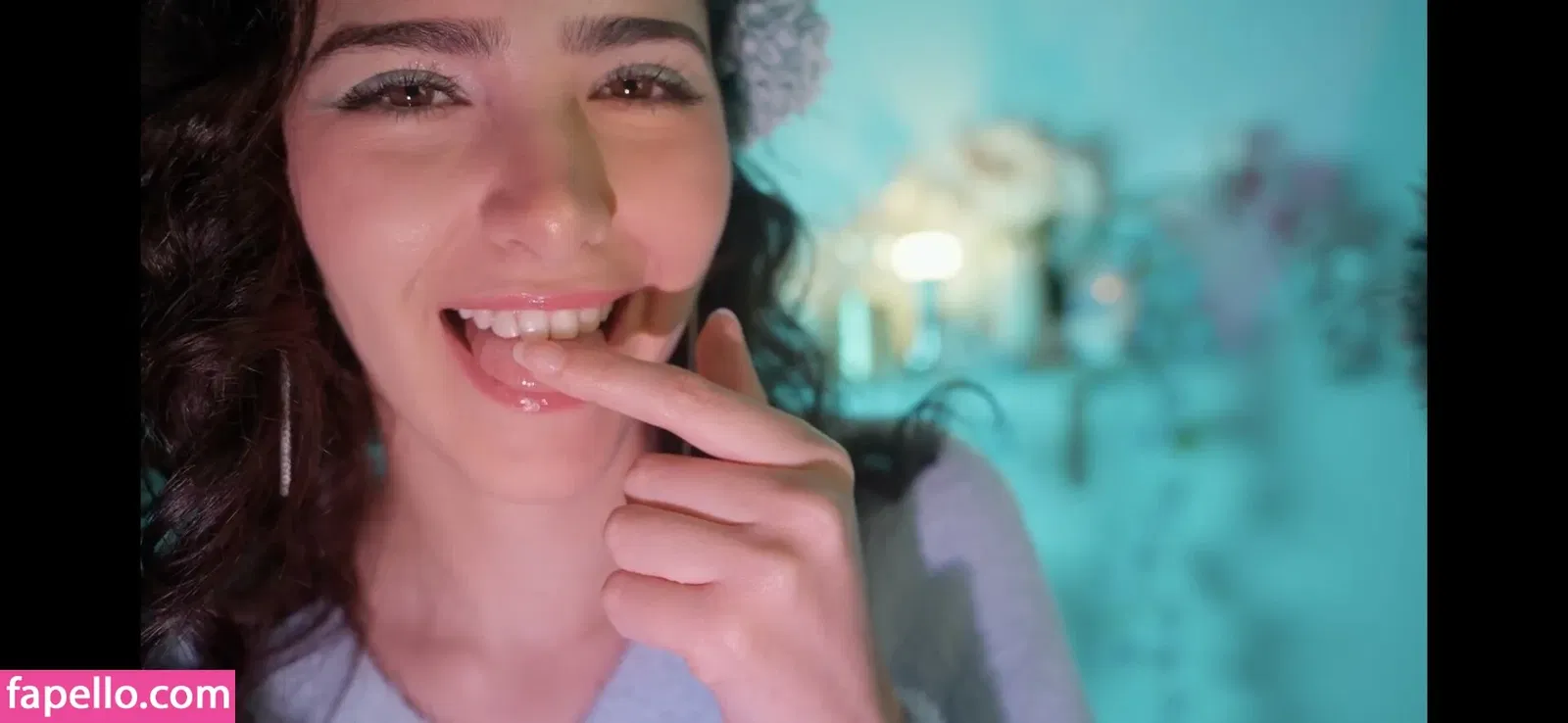 ASMR Glow Onlyfans Photo Gallery 