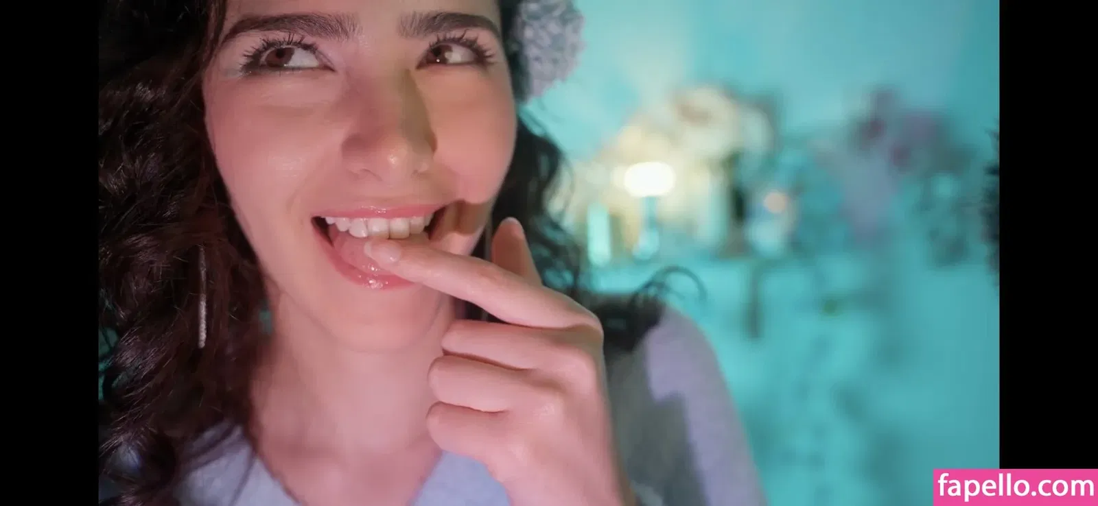 ASMR Glow Onlyfans Photo Gallery 