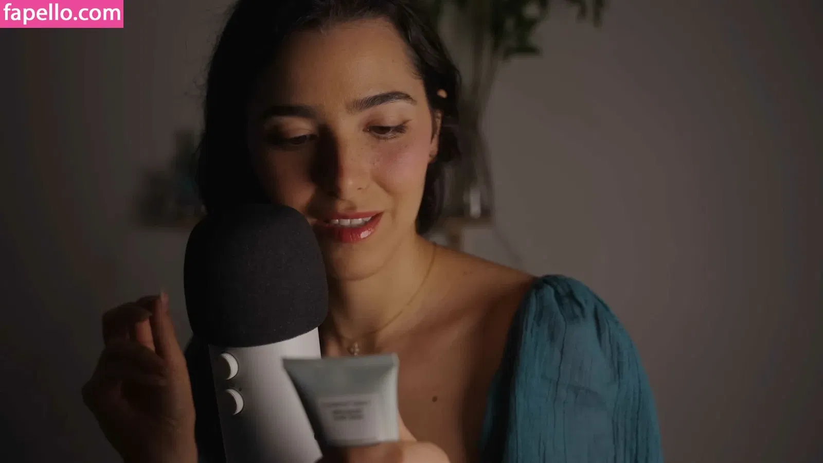 ASMR Glow Onlyfans Photo Gallery 