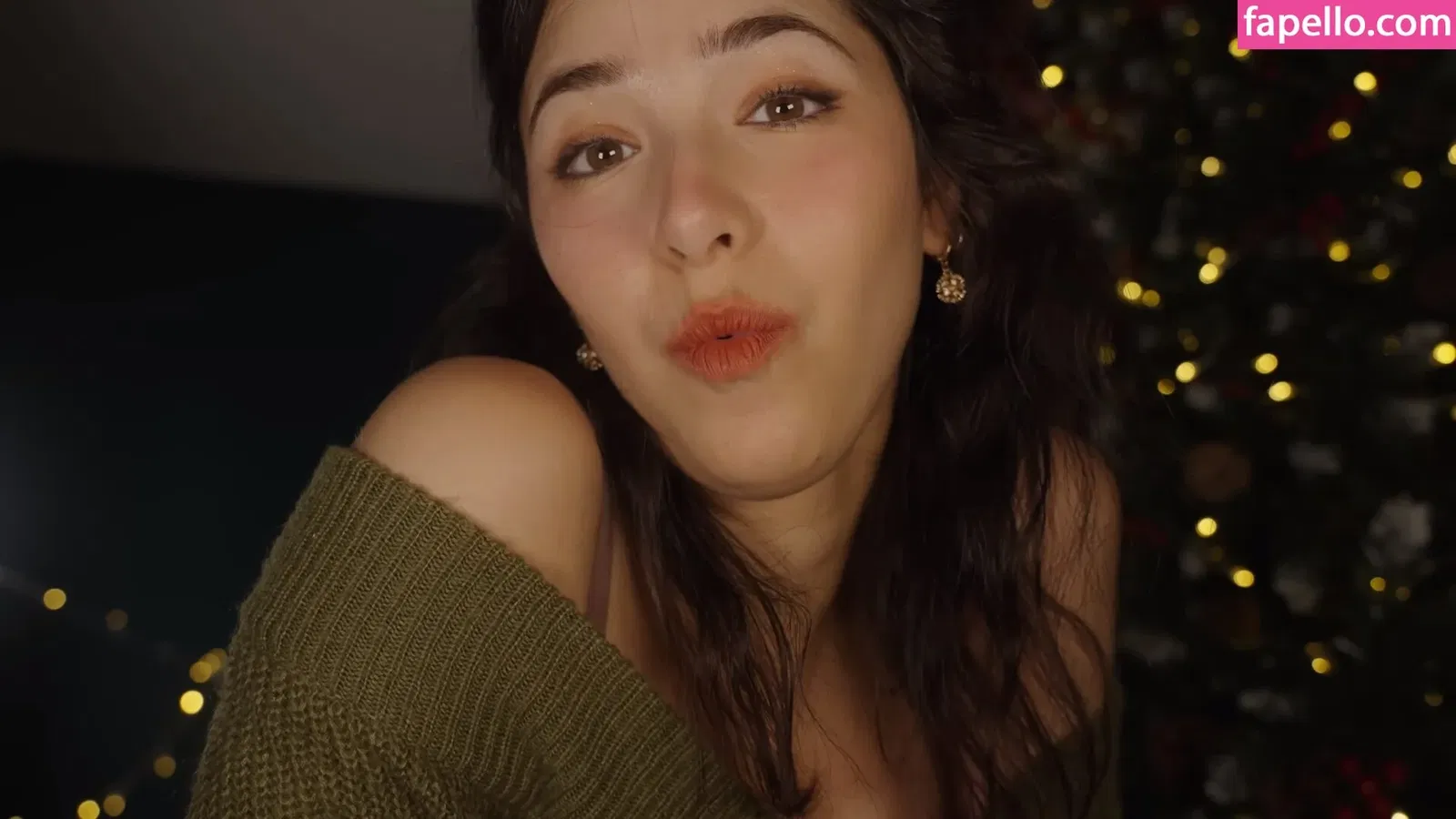 ASMR Glow Onlyfans Photo Gallery 