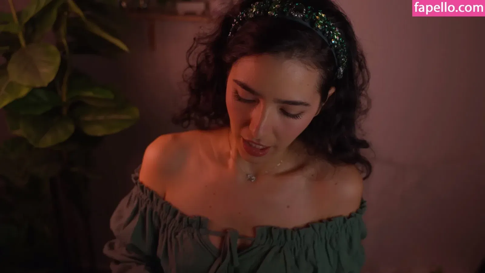 ASMR Glow Onlyfans Photo Gallery 