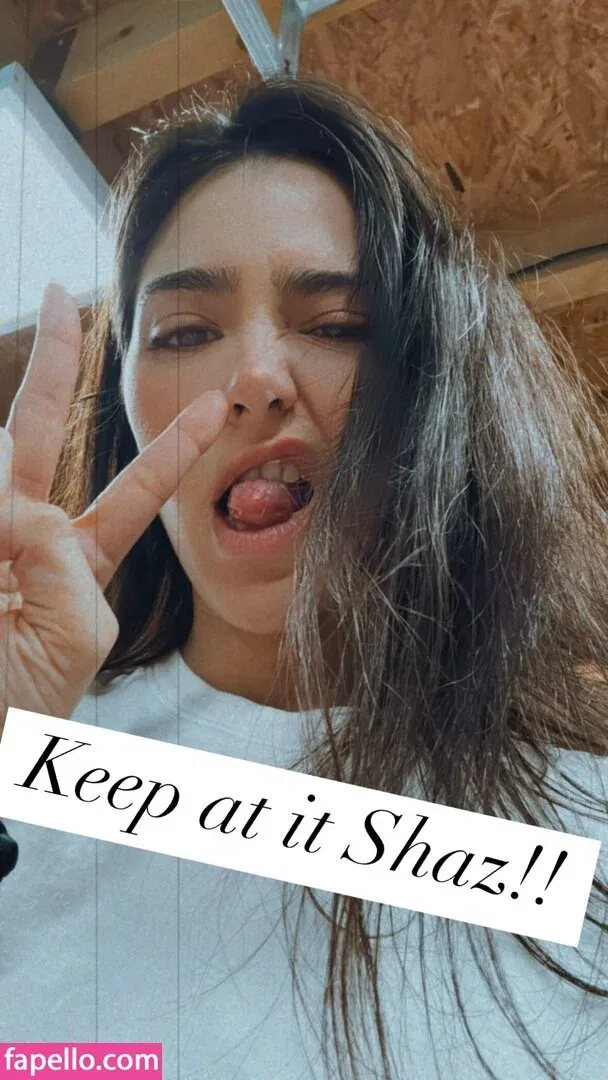 ASMR Glow Onlyfans Photo Gallery 