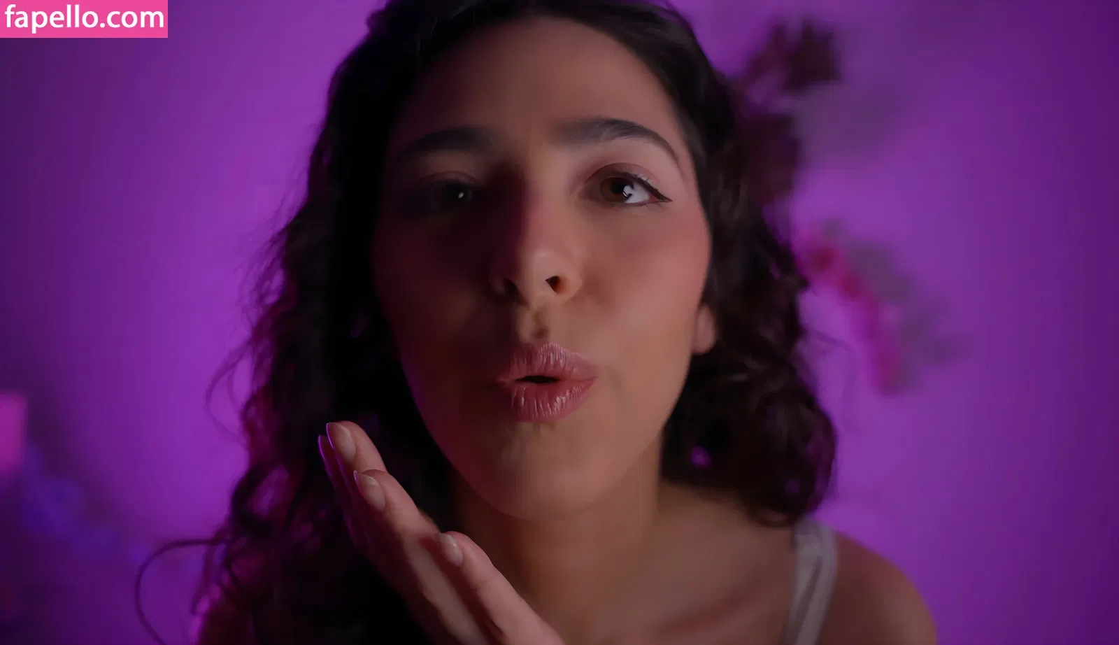 ASMR Glow Onlyfans Photo Gallery 