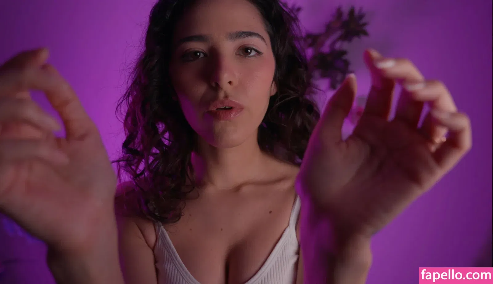 ASMR Glow Onlyfans Photo Gallery 