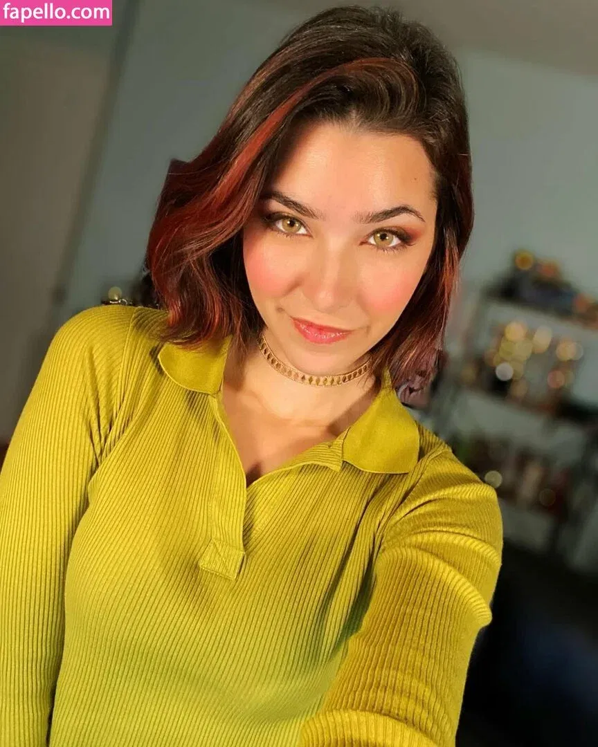 ASMR Glow Onlyfans Photo Gallery 