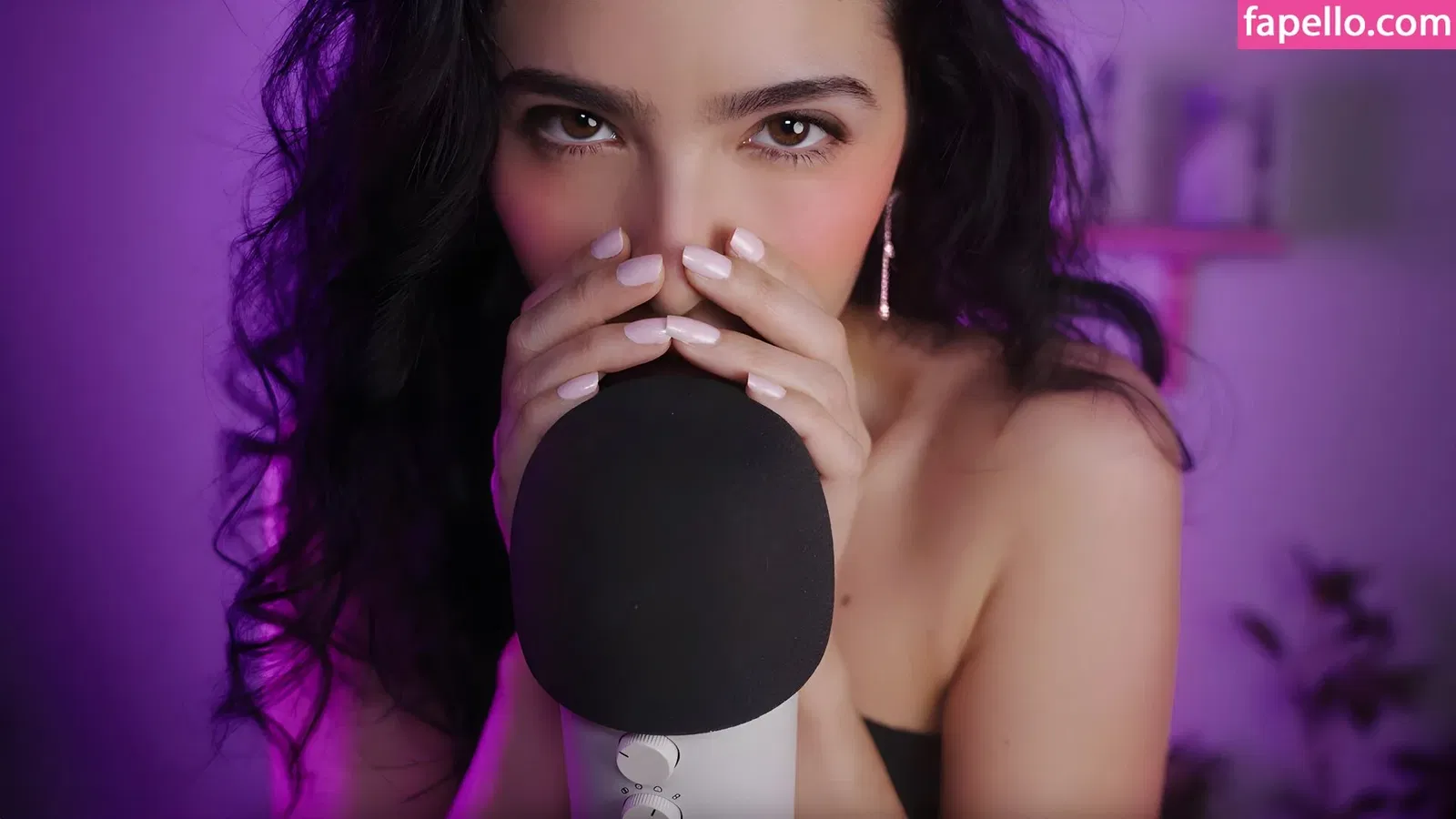 ASMR Glow Onlyfans Photo Gallery 