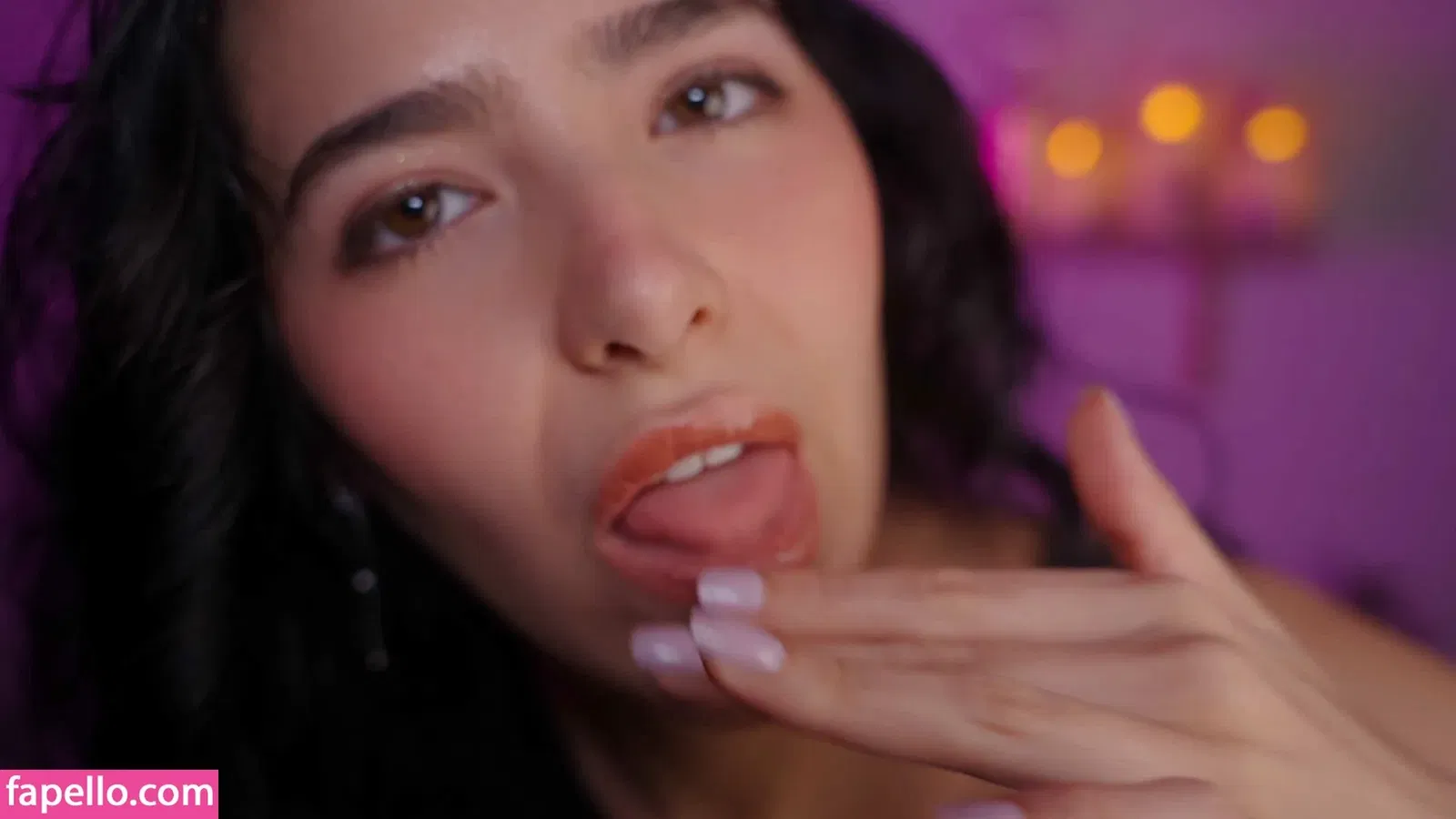 ASMR Glow Onlyfans Photo Gallery 