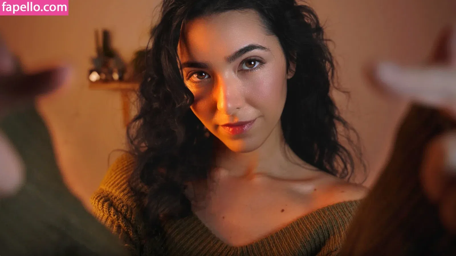 ASMR Glow Onlyfans Photo Gallery 